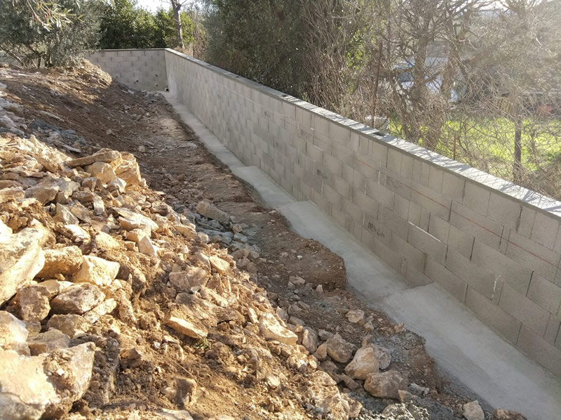Réalisation d’un mur de soutènement